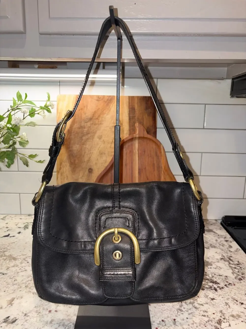 Coach Vintage Black Soho Flap Buckle Leather Shoulder Bag Style 11842 Y2K